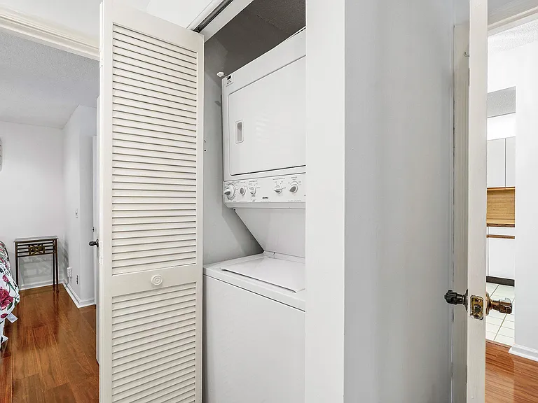 10137 Mangrove Dr #203 — Photo 27