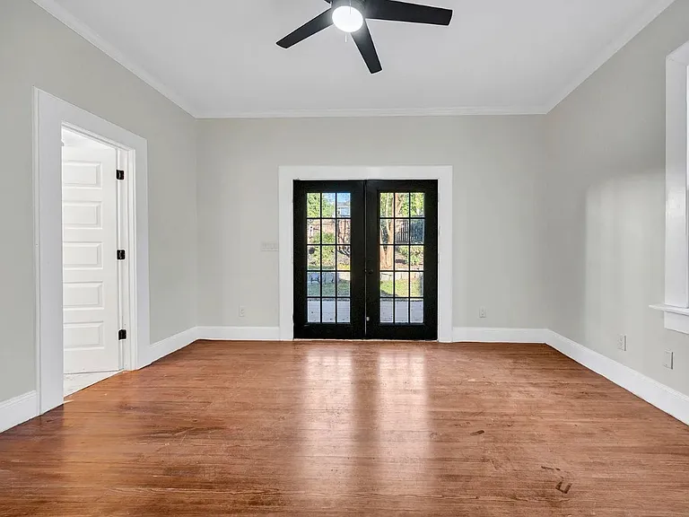 2226 Wayne St — Photo 9