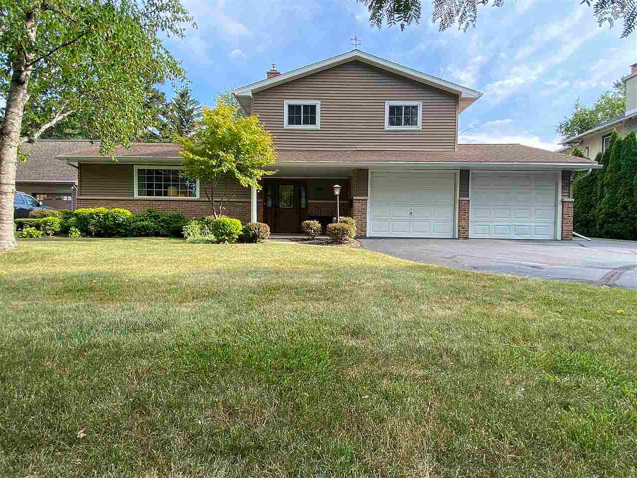 2112 Center Ave, Bay City, MI 48708 Zillow