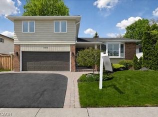 1365 Ester Dr, Burlington, ON L7P 1L4
