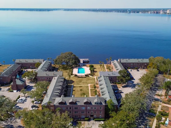 1546 PALM Avenue #1546, Jacksonville, FL 32207