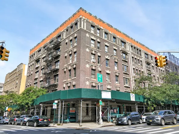 385 Ft Washington Avenue image 8 of 8