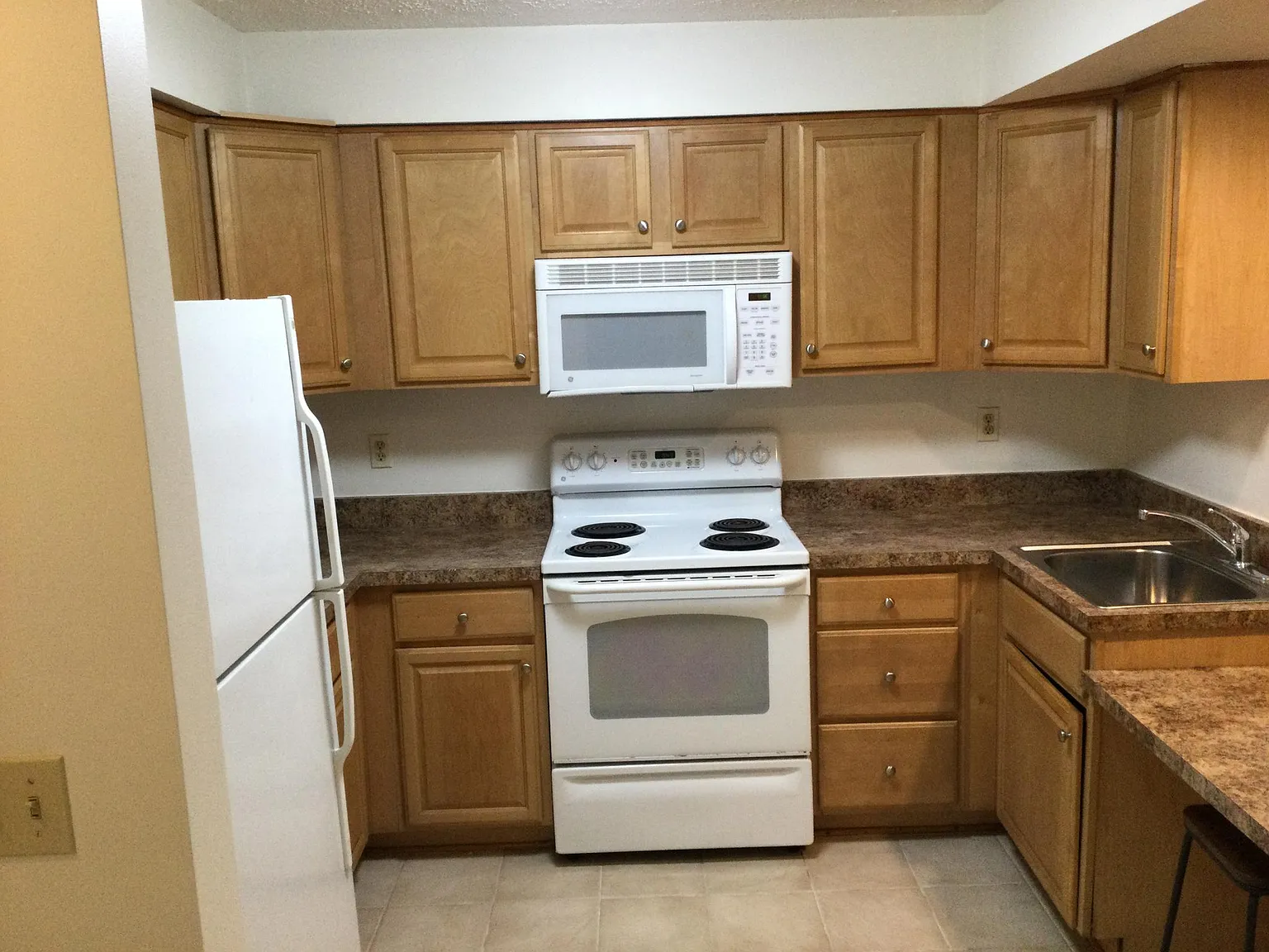 1 bed, $900 — Photo 4