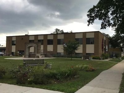 400 3rd Ave SW, Cedar Rapids, IA, 52404