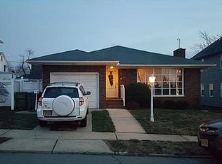 18 Burchard St N, Edison, NJ