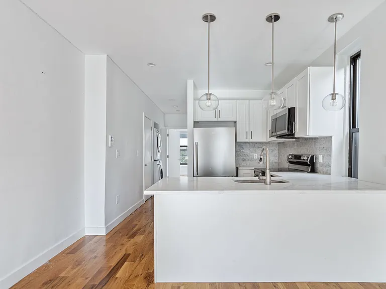 415 Bergen St #2 — Photo 2