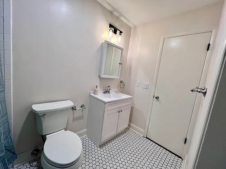 165 Summer St #2 — Photo 9