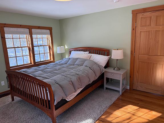 4th image of 838 Main Street