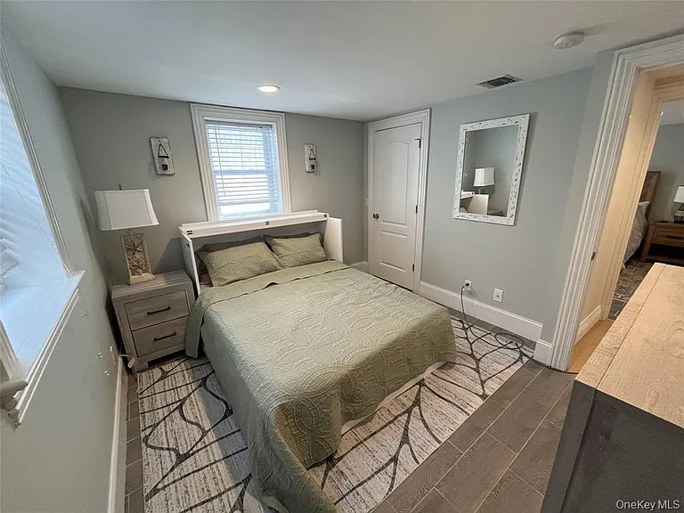 120 Mitchell Ave #MAIN FLOOR — Photo 10