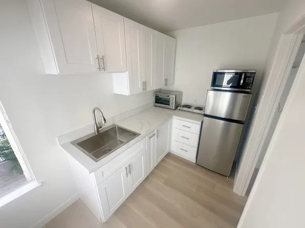 2435 Haste St, Berkeley, CA
