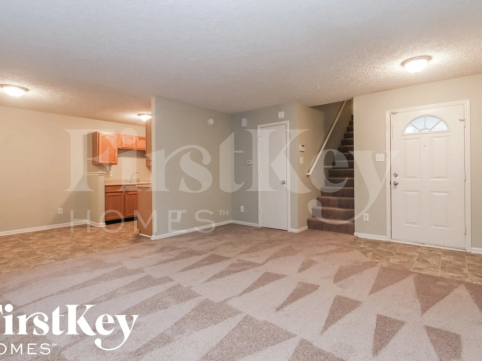 3 bed, 2.0 bath, 1368 sqft, $1,950 — Photo 3
