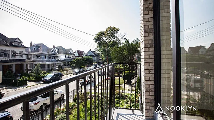 Rented by Nooklyn NYC LLC | media 38