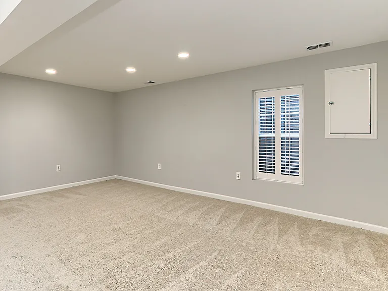 10270 Latney Rd — Photo 18