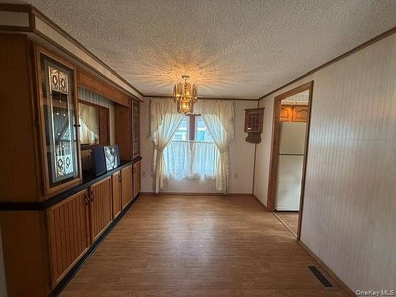5th image of 567 Sheafe Rd #43