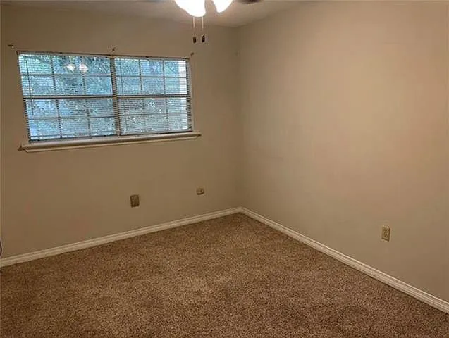 125 Walnut St — Photo 11