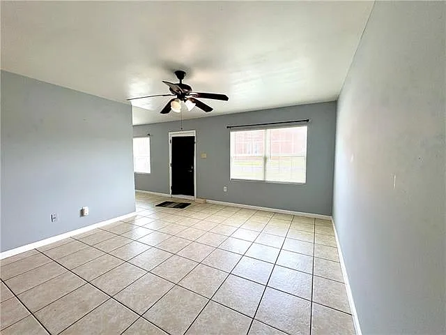 101 Ursula Dr — Photo 4