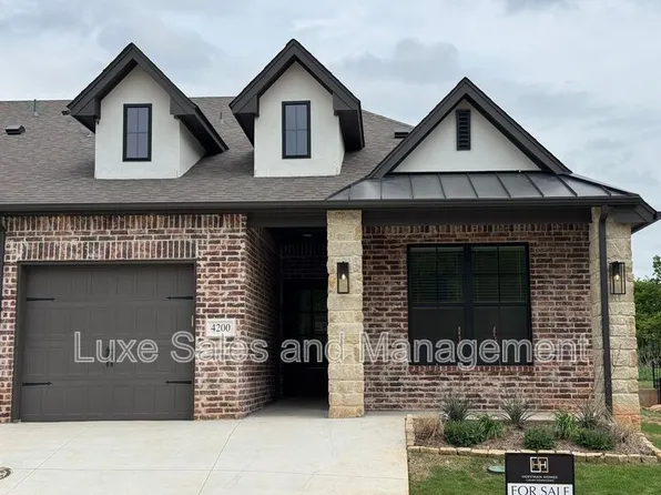 4200 Abbey Park Dr, Edmond, OK 73025