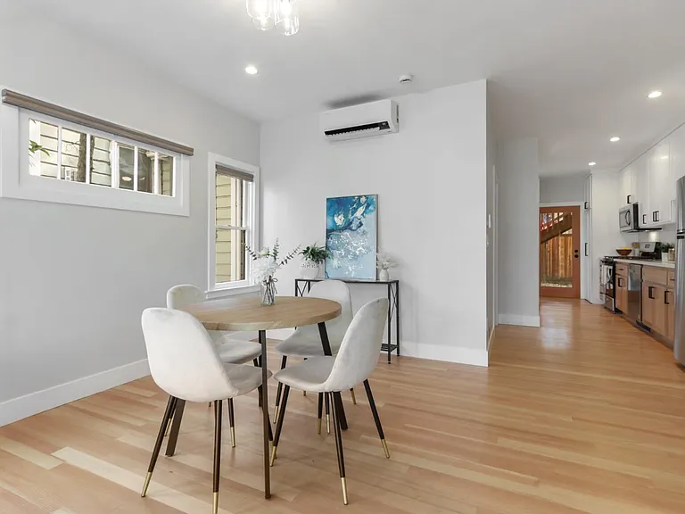 1720 U St #4 — Photo 9