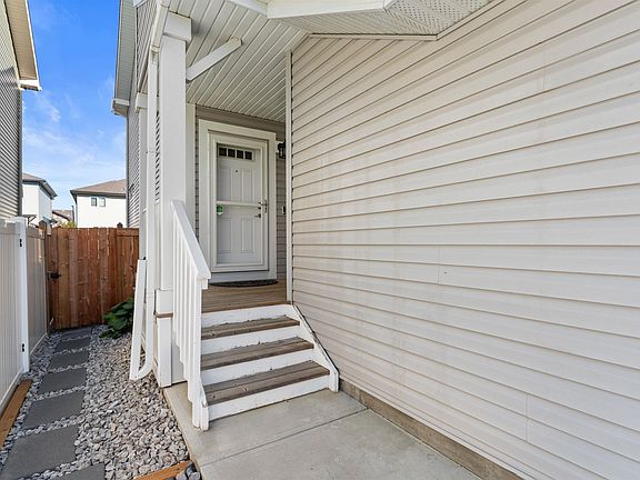2nd image of 12218 176th Ave NW