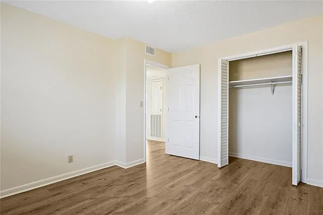 3017 Lake Villa Dr #4 — Photo 15