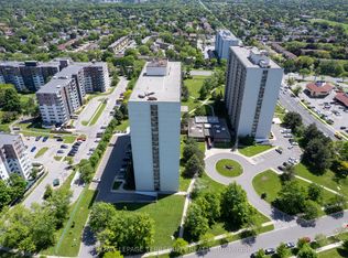 25 Silver Springs Blvd #609, Toronto, ON M1V1M9