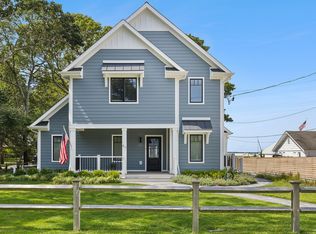 47 Pine Neck Ave, Sag Harbor, NY 11963