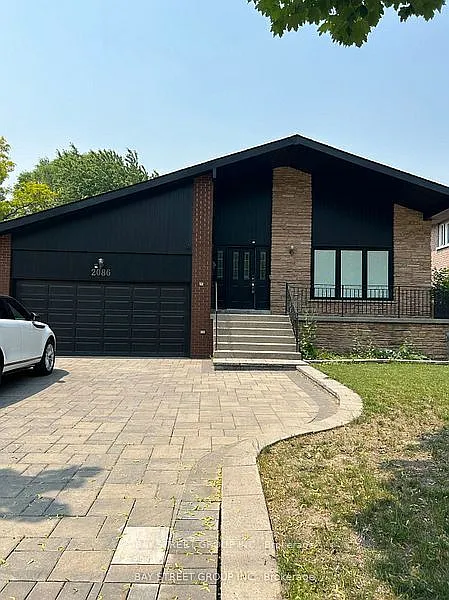 3 bed, $3,500 — Photo 1