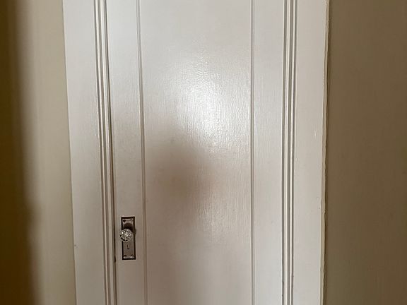 4th image of 1047 Bush St APT 4