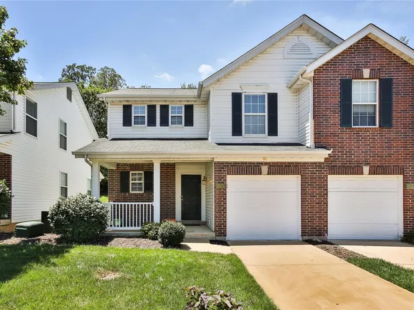 1063 Big Bend Crossing Dr, Valley Park, MO 63088