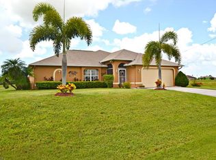 660 NW 29th Ter, Cape Coral, FL 33993