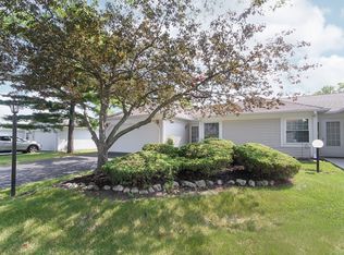 312 Whitewood Dr, Streamwood, IL