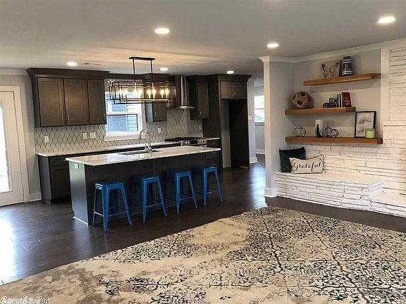 4th image of 21 Mockingbird Ln