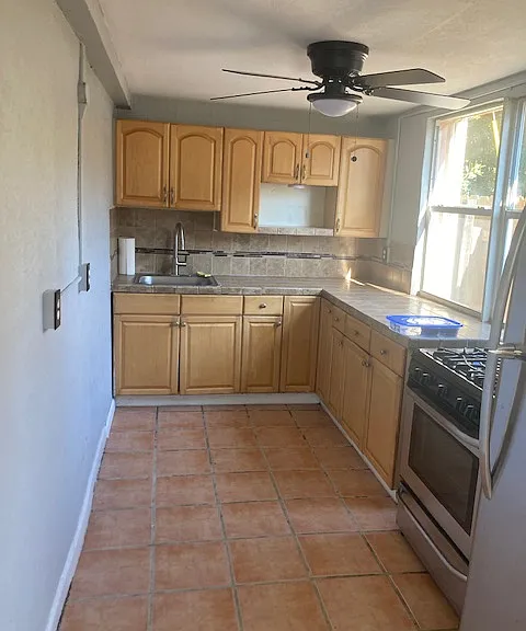 1630 Jackson St #C — Photo 13