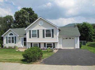 14 Victor Rd, Beacon, NY 12508
