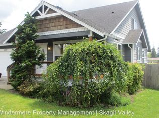 1020 Homestead Dr, Burlington, WA 98233