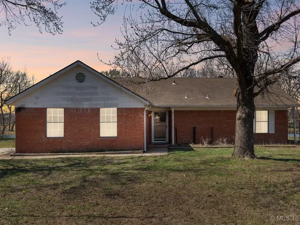 22506 S Pony Lake Dr, Claremore, OK 74019