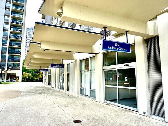 3rd image of 1355 N Sandburg Ter APT 2607D