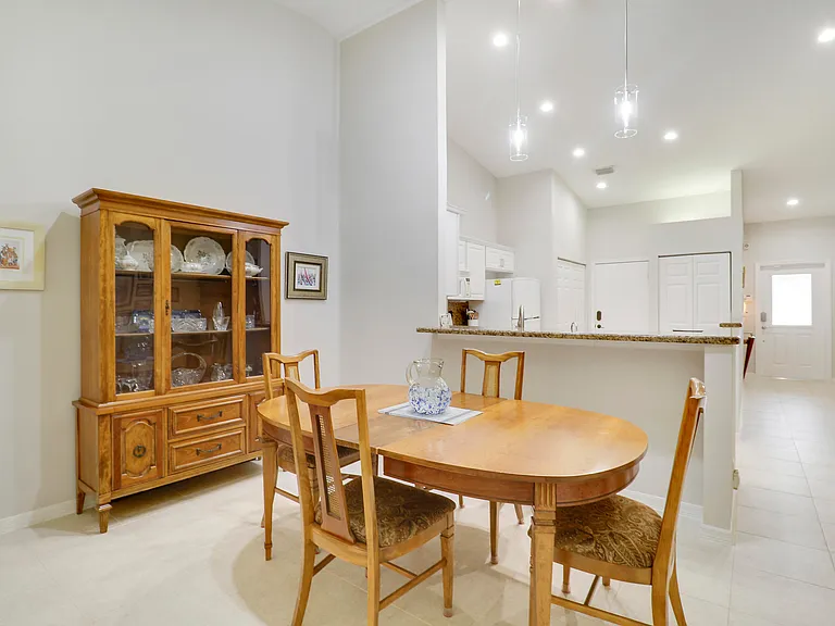 8063 Dolomtian Way — Photo 23