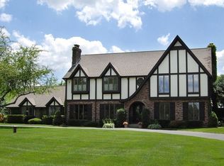 65 Covered Bridge Rd, South Barrington, IL 60010