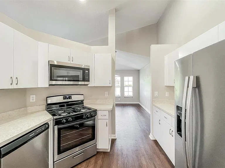 2162 Brandon Park Cir — Photo 40
