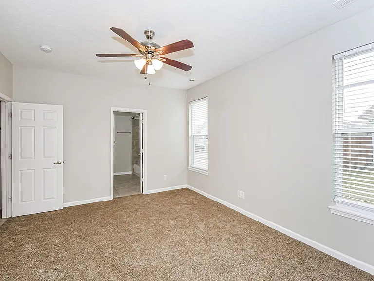 2939 E Tabor St — Photo 8