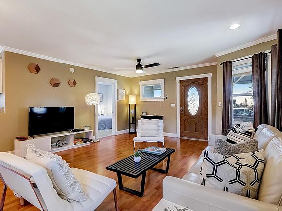 3rd image of 1343 B Street