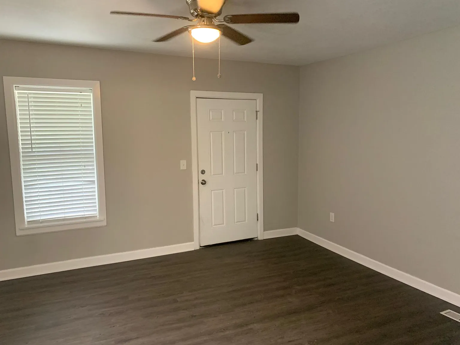 2 bed, 875 sqft, $1,150 — Photo 4