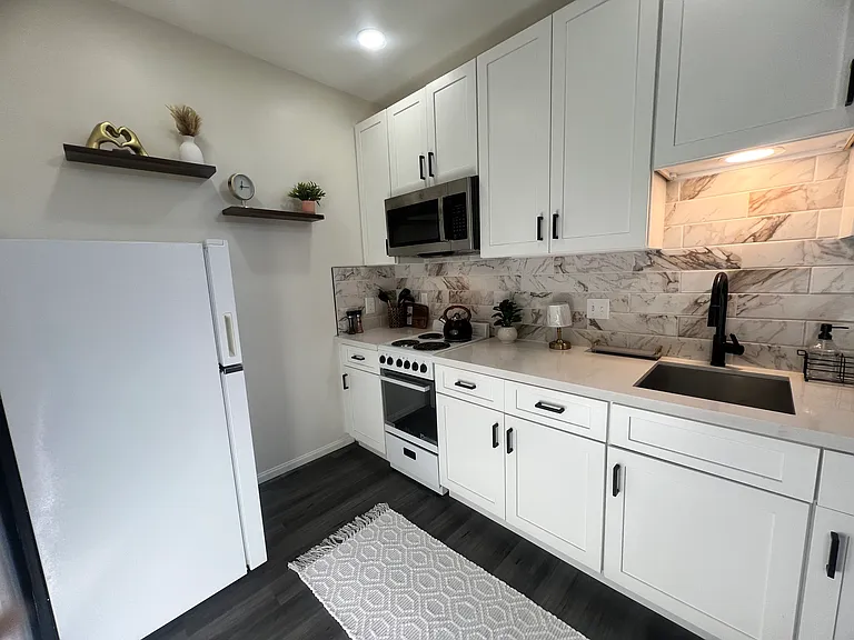 1354 Winn Dr — Photo 12