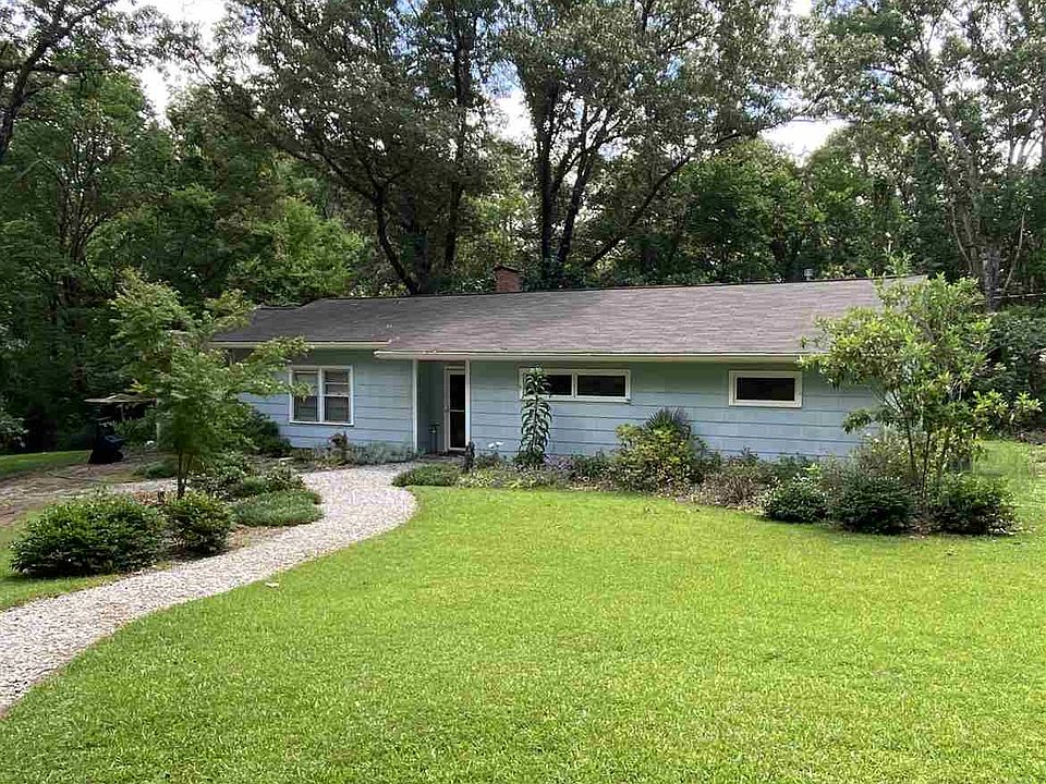 2nd image of 216 W Virginia Dr