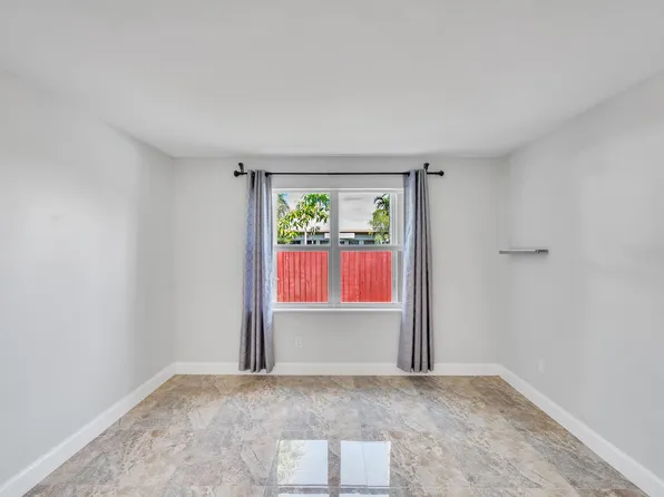 3343 NW 79th Way, Hollywood, FL 33024