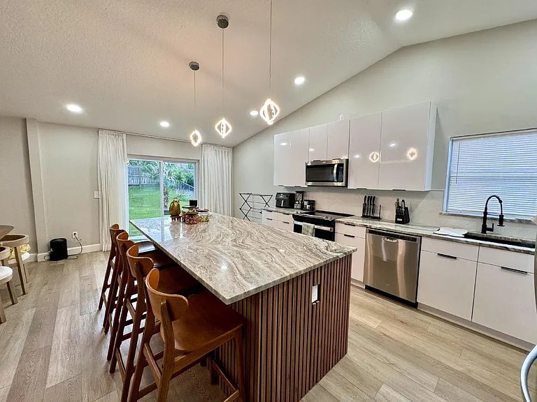 15912 Indian Wells Ct — Photo 1