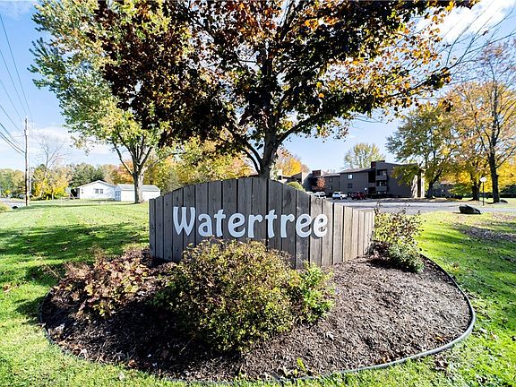 2nd image of 8 Watertree Dr