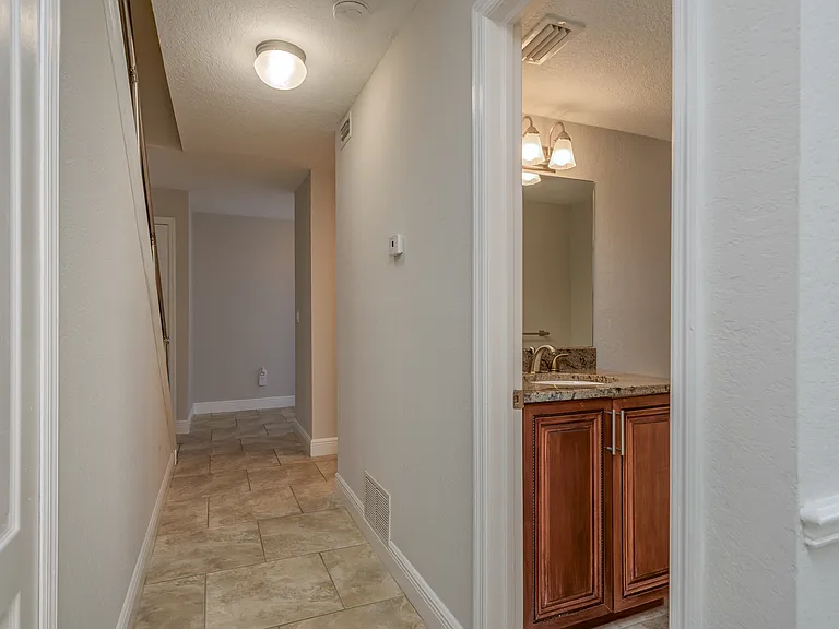 2700 Bayshore Blvd #507 — Photo 17