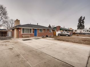 1521 S Ames St, Lakewood, CO 80232